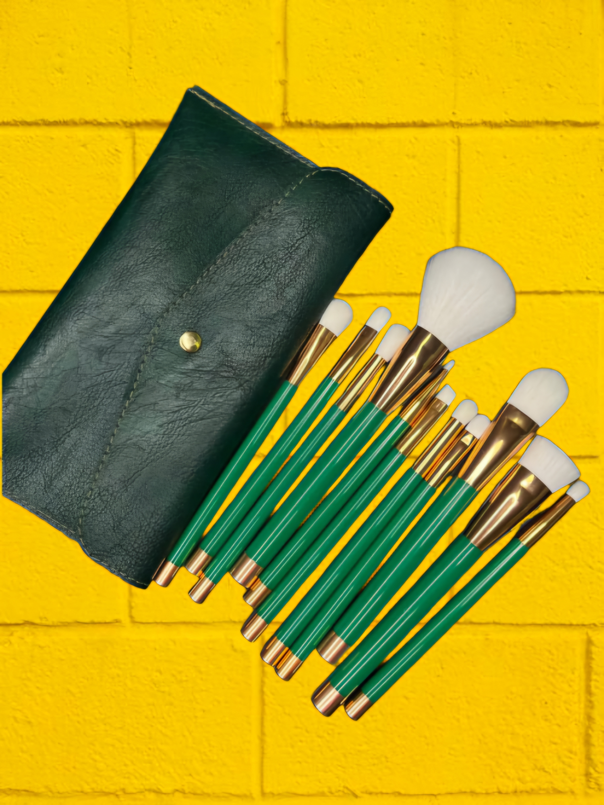 ست براش ۱۱ تیکه آرایشی حرفه‌ای مدا گالری | لمس نرمی و دقت در هر آرایش – خرید براش آرایشی اصل و لاکچری