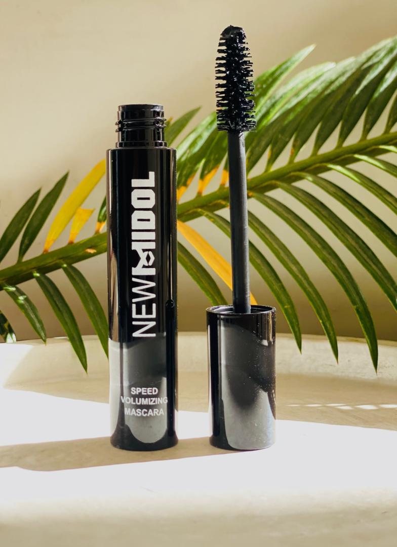 ریمل نیو میدول فرچه مویی – حجم‌دهنده و حالت‌دهنده مژه با فرمول سبک و ماندگار